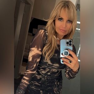 Meet your Posher, Dimitra